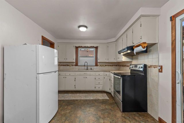 848 E GLENDALE AVENUE, Appleton, WI 54911