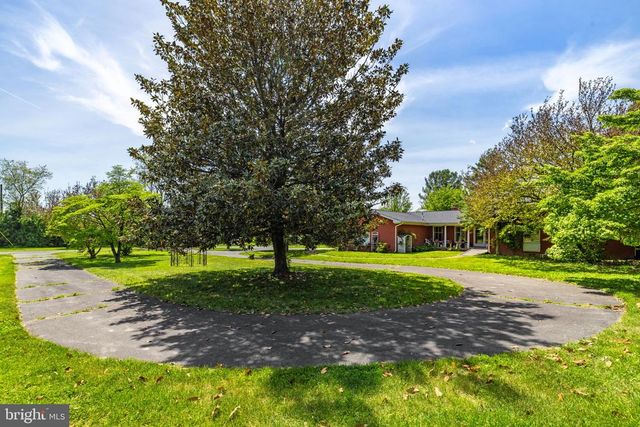 3934 RECTORTOWN RD, Marshall, VA 20115