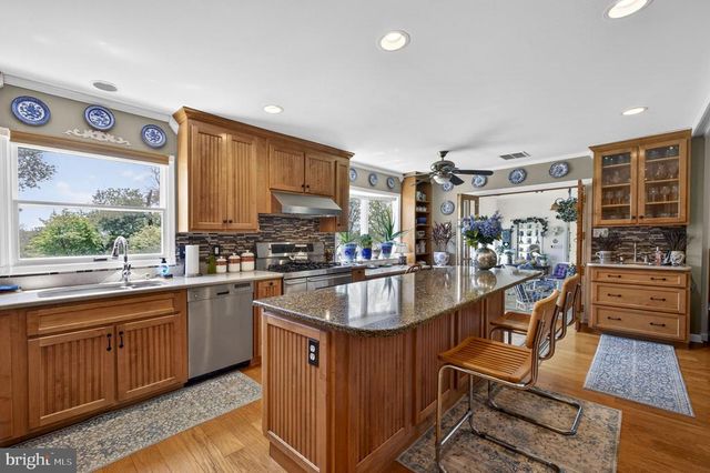 3934 RECTORTOWN RD, Marshall, VA 20115