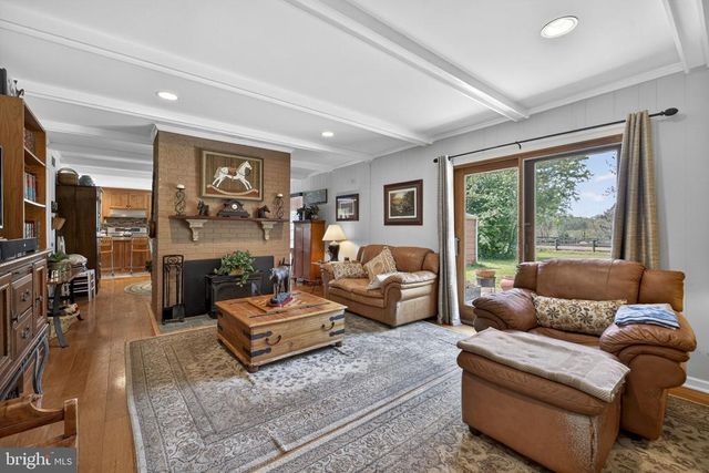 3934 RECTORTOWN RD, Marshall, VA 20115