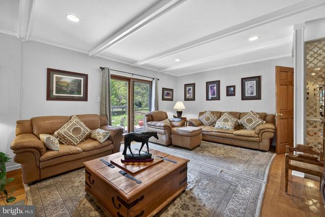 3934 RECTORTOWN RD, Marshall, VA 20115