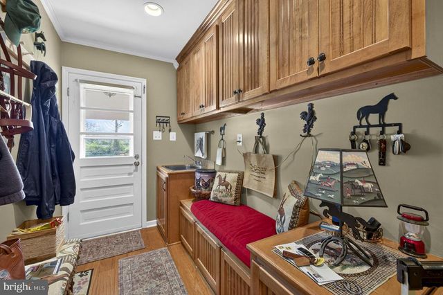 3934 RECTORTOWN RD, Marshall, VA 20115