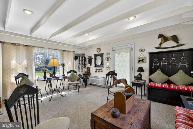 3934 RECTORTOWN RD, Marshall, VA 20115