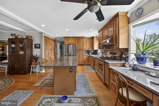 3934 RECTORTOWN RD, Marshall, VA 20115