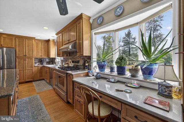3934 RECTORTOWN RD, Marshall, VA 20115