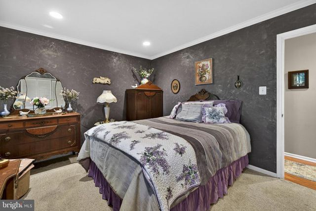 3934 RECTORTOWN RD, Marshall, VA 20115