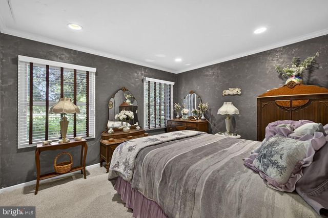 3934 RECTORTOWN RD, Marshall, VA 20115