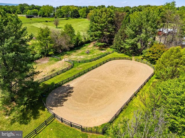 3934 RECTORTOWN RD, Marshall, VA 20115