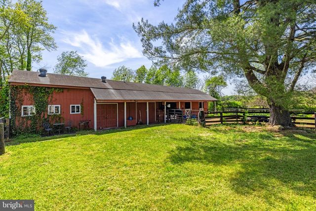 3934 RECTORTOWN RD, Marshall, VA 20115