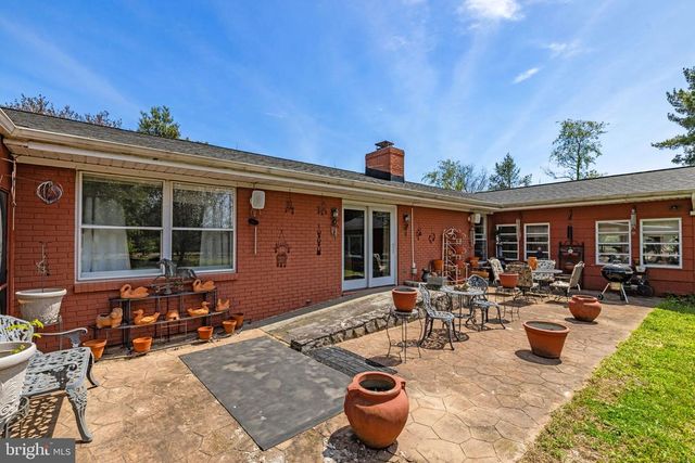 3934 RECTORTOWN RD, Marshall, VA 20115