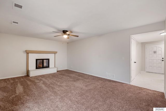 2804 Greensboro Avenue, Bellevue, NE 68005