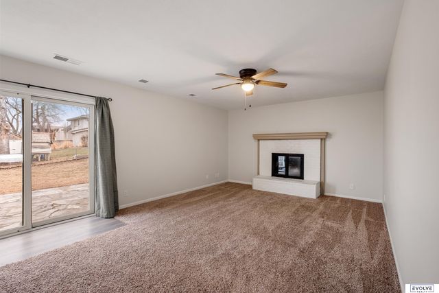 2804 Greensboro Avenue, Bellevue, NE 68005