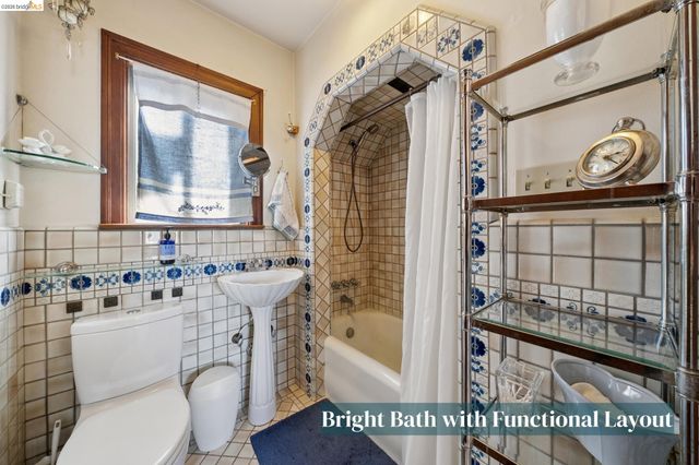 822 A St, Crockett, CA 94525