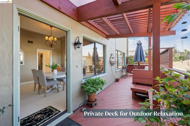 822 A St, Crockett, CA 94525