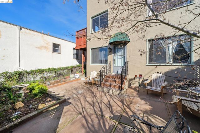 822 A St, Crockett, CA 94525