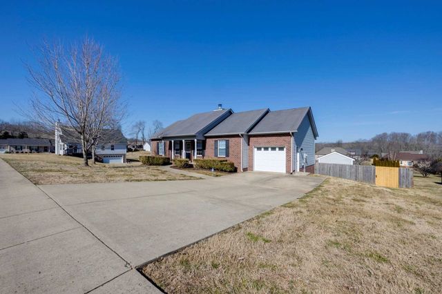 7305 Sheena Ln, Fairview, TN 37062