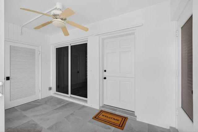 100 Shore Court 208, North Palm Beach, FL 33408