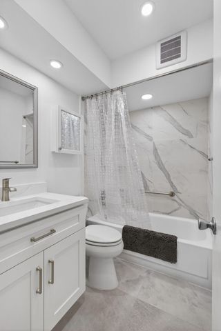 100 Shore Court 208, North Palm Beach, FL 33408