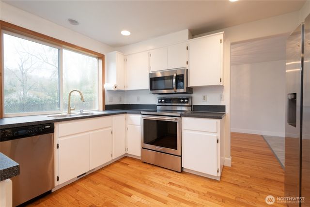 158 Boardwalk Wy, Kelso, WA 98626