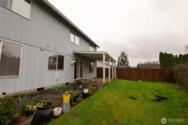 158 Boardwalk Wy, Kelso, WA 98626
