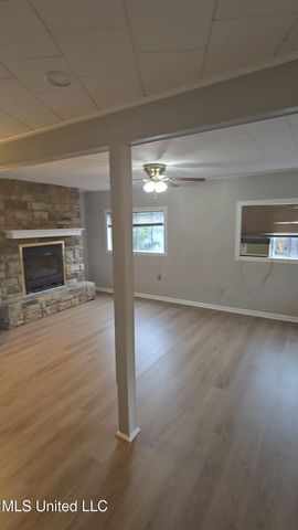 1650 Hickory Drive, Southaven, MS 38671