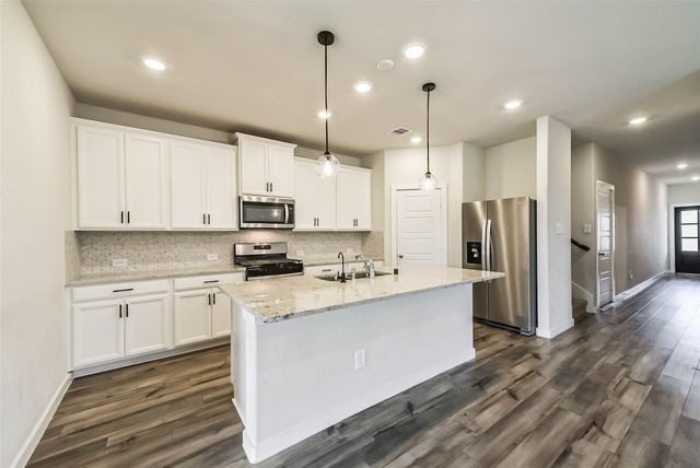 8515 Lake Groove Lane, Baytown, TX 77523