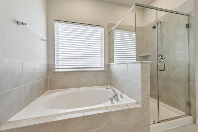 8515 Lake Groove Lane, Baytown, TX 77523