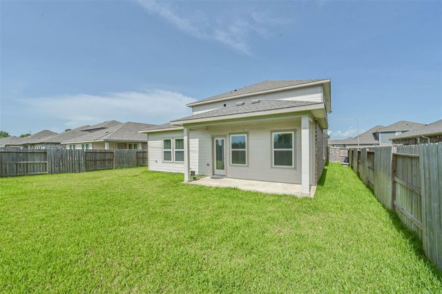 8515 Lake Groove Lane, Baytown, TX 77523