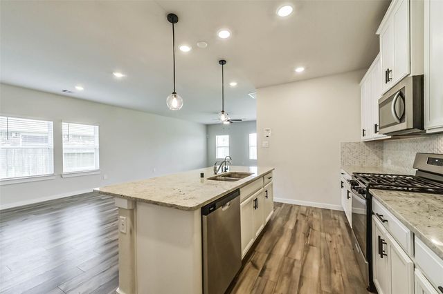 8515 Lake Groove Lane, Baytown, TX 77523