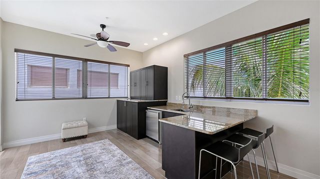 235 COCOANUT AVENUE 113C, Sarasota, FL 34236