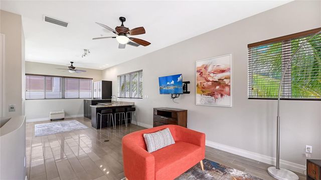 235 COCOANUT AVENUE 113C, Sarasota, FL 34236
