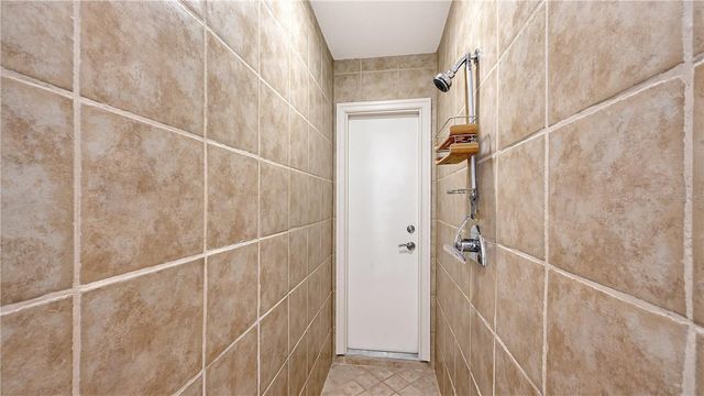 235 COCOANUT AVENUE 113C, Sarasota, FL 34236