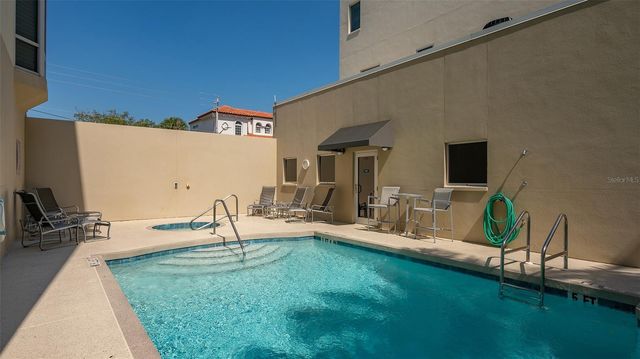 235 COCOANUT AVENUE 113C, Sarasota, FL 34236