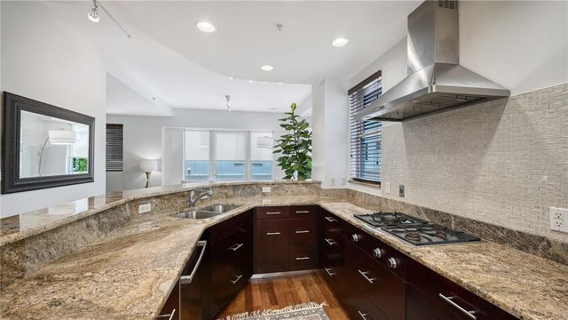 235 COCOANUT AVENUE 113C, Sarasota, FL 34236