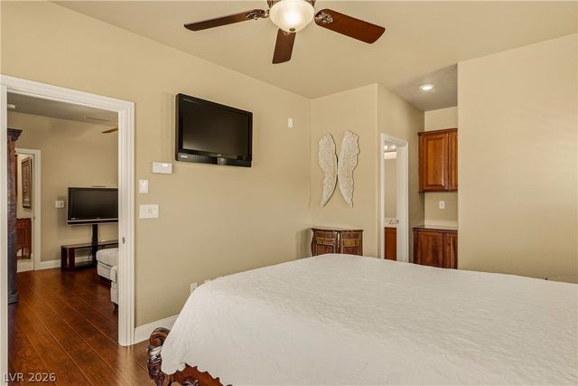 9518 Quiet Valley Avenue, Las Vegas, NV 89149