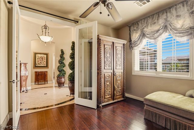 9518 Quiet Valley Avenue, Las Vegas, NV 89149