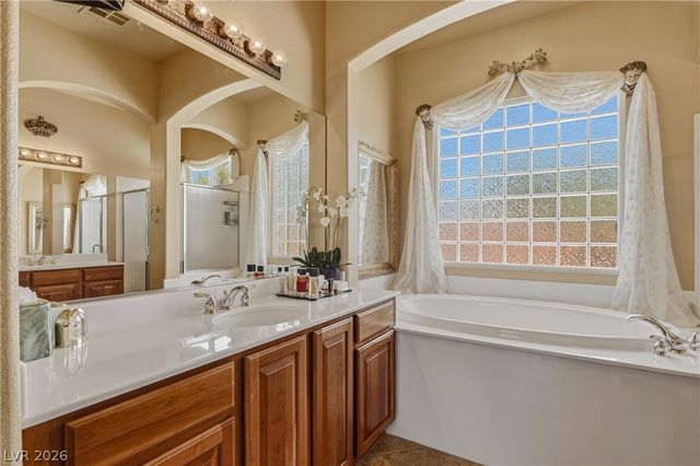 9518 Quiet Valley Avenue, Las Vegas, NV 89149