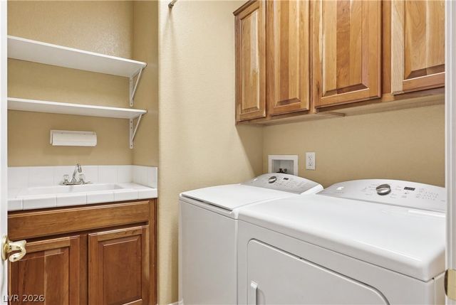 9518 Quiet Valley Avenue, Las Vegas, NV 89149