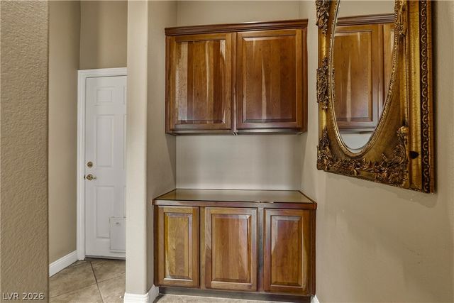 9518 Quiet Valley Avenue, Las Vegas, NV 89149