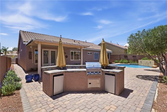 9518 Quiet Valley Avenue, Las Vegas, NV 89149