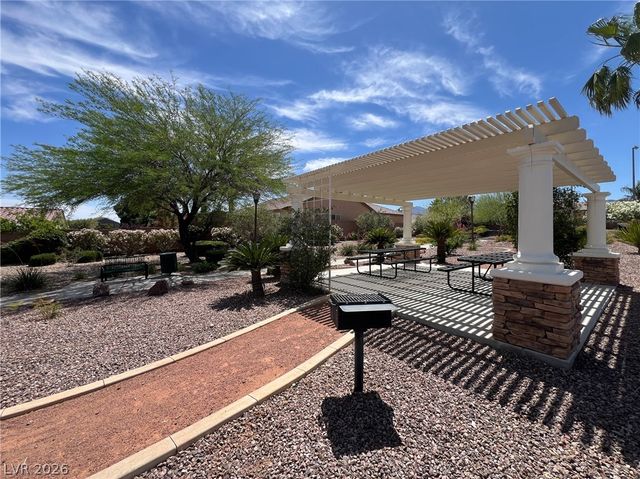 9518 Quiet Valley Avenue, Las Vegas, NV 89149