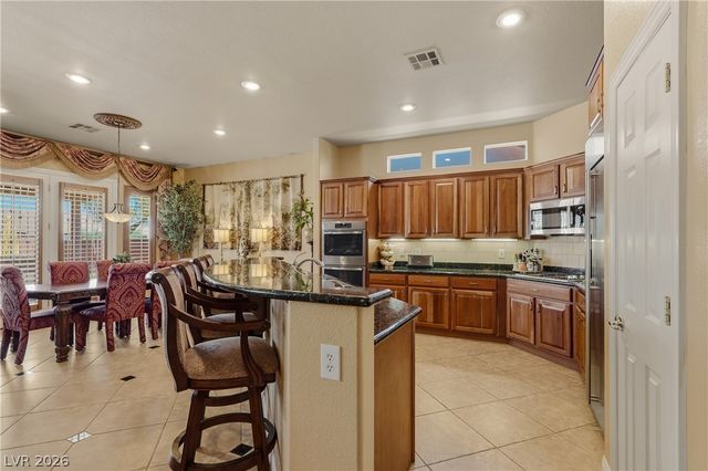 9518 Quiet Valley Avenue, Las Vegas, NV 89149