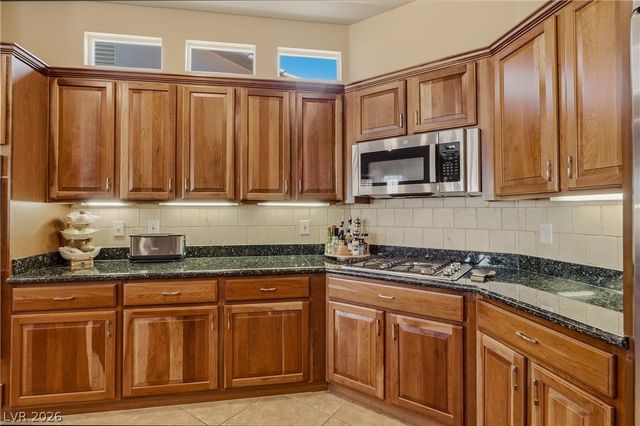9518 Quiet Valley Avenue, Las Vegas, NV 89149