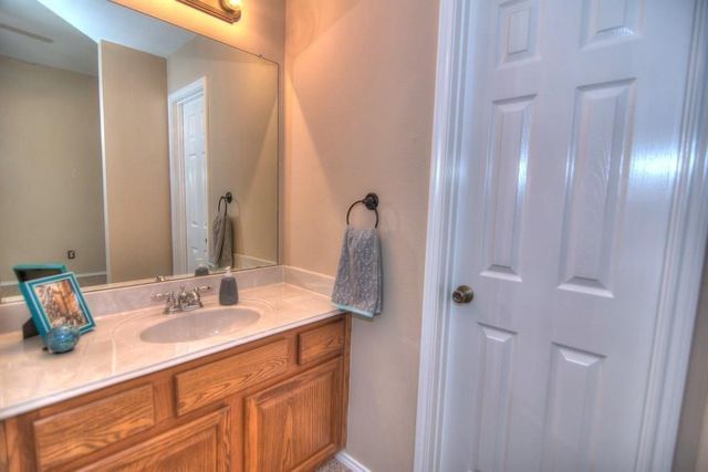 9400 Woodhurst Drive, Mckinney, TX 75072