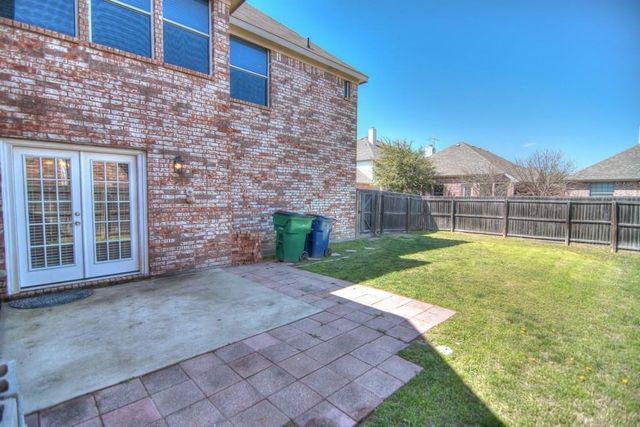 9400 Woodhurst Drive, Mckinney, TX 75072