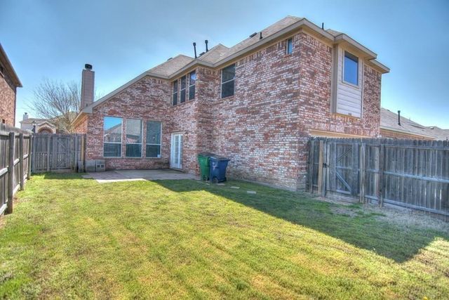 9400 Woodhurst Drive, Mckinney, TX 75072