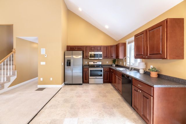 39 Sterling Drive, Laconia, NH 03246