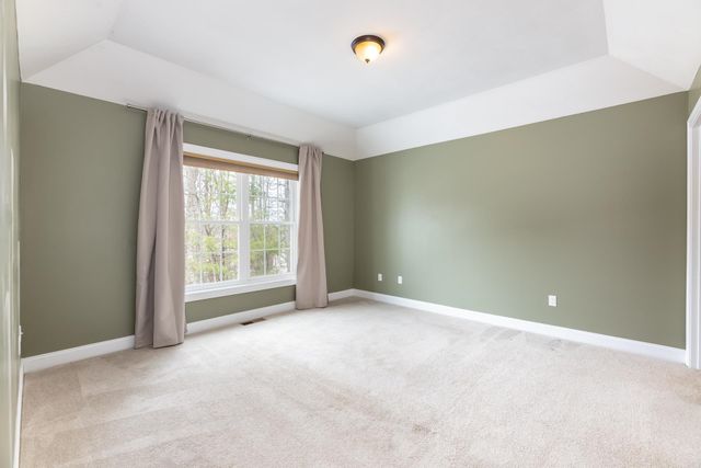 39 Sterling Drive, Laconia, NH 03246