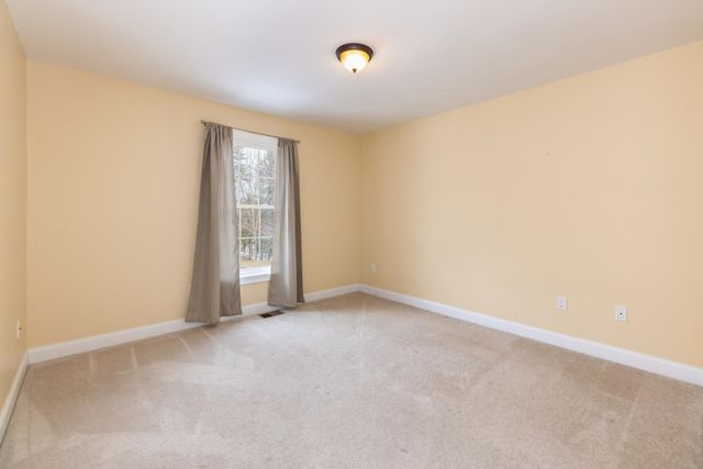 39 Sterling Drive, Laconia, NH 03246