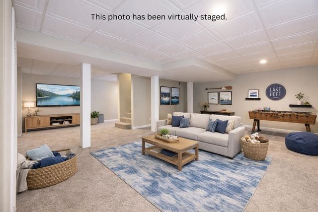 39 Sterling Drive, Laconia, NH 03246